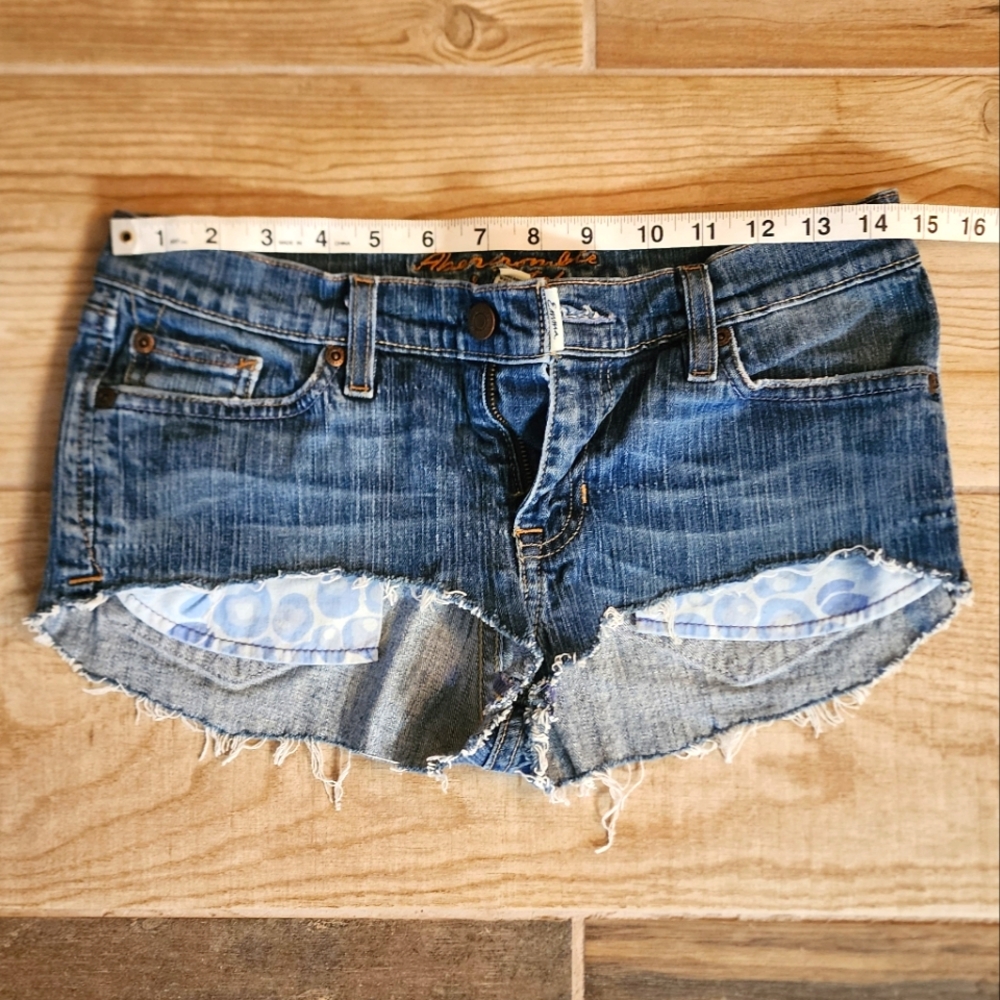 Vintage A&F Emma Cutoff Shorts